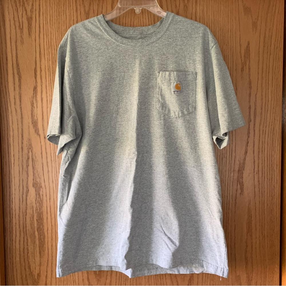 Carhartt T Shirt Sz L // Good Preloved Condition // Smoke free home